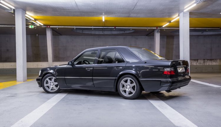 Mercedes-Benz E60 AMG