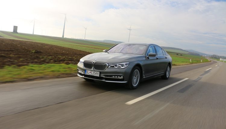 BMW 750Li089