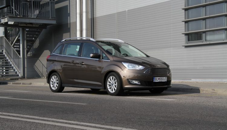 Ford Grand C-Max 1,0 EcoBoost – IMG_9573