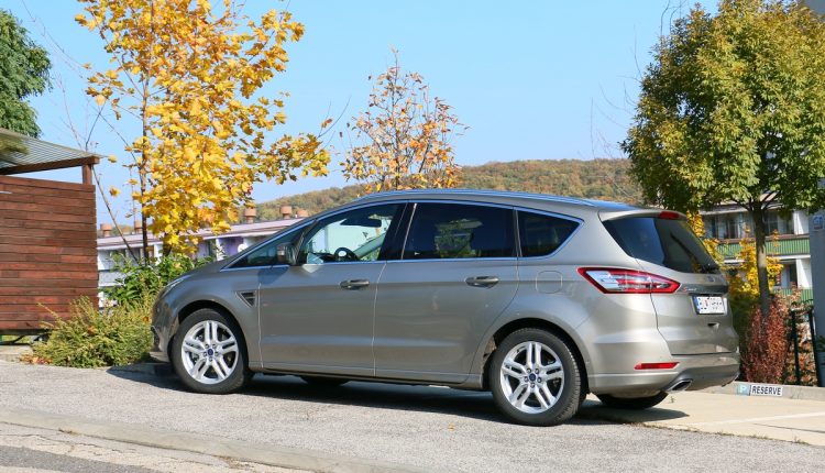 Ford S-Max007