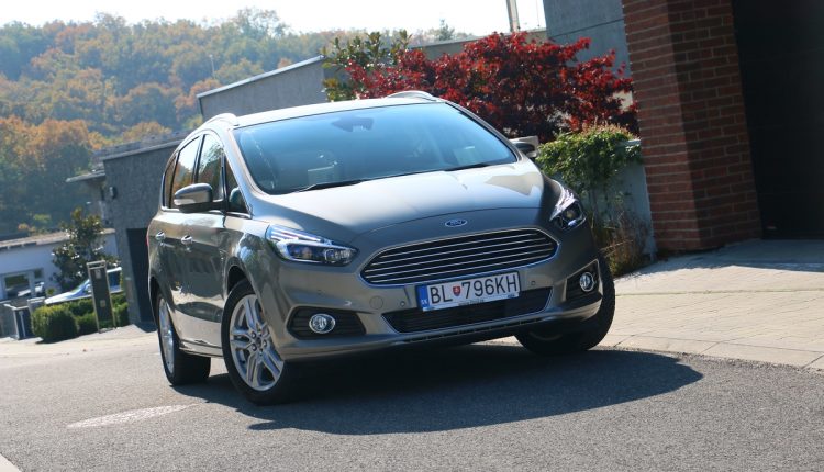 Ford S-Max011