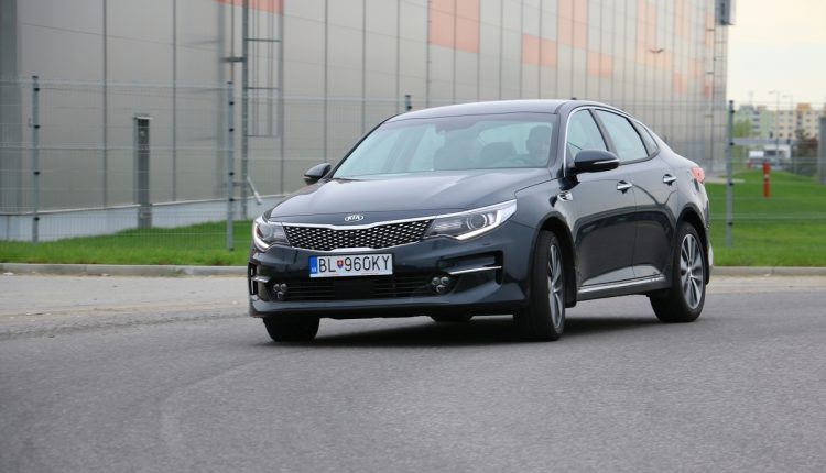 Kia Optima vs Renault Talisman 151