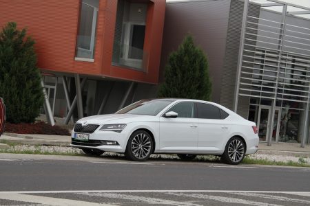 Test: Škoda Superb 2,0 TDI 140 kW L&K – galéria