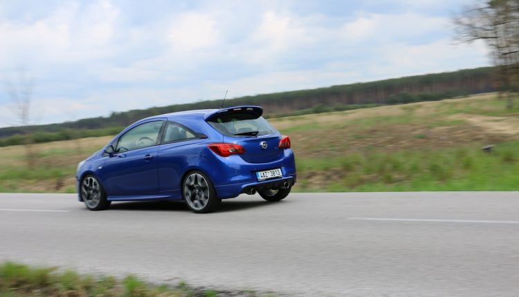 Corsa OPC vs Clio RS Trophy 079