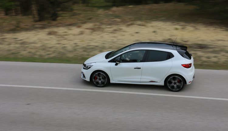 Corsa OPC vs Clio RS Trophy 101