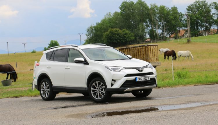 Toyota RAV4 004