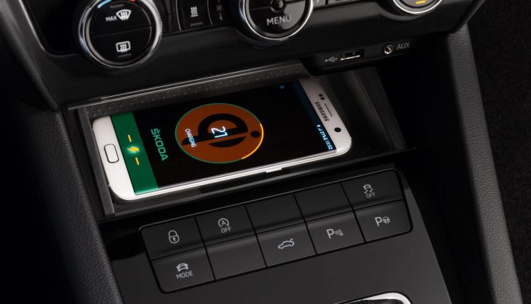 SKODA-OCTAVIA-INTERIOR-03
