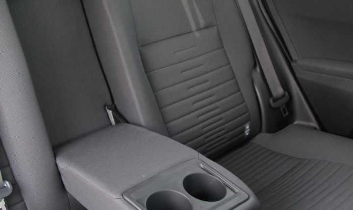 TOYOTA Auris Touring Sports_00016