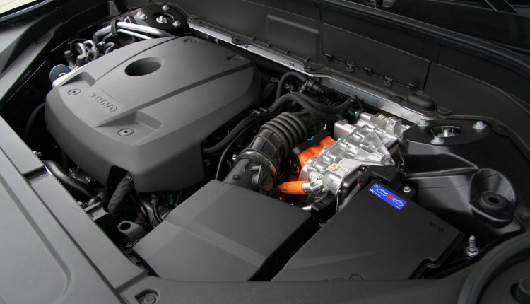 VOLVO XC90 T8 Twin Engine Ecellence_00043