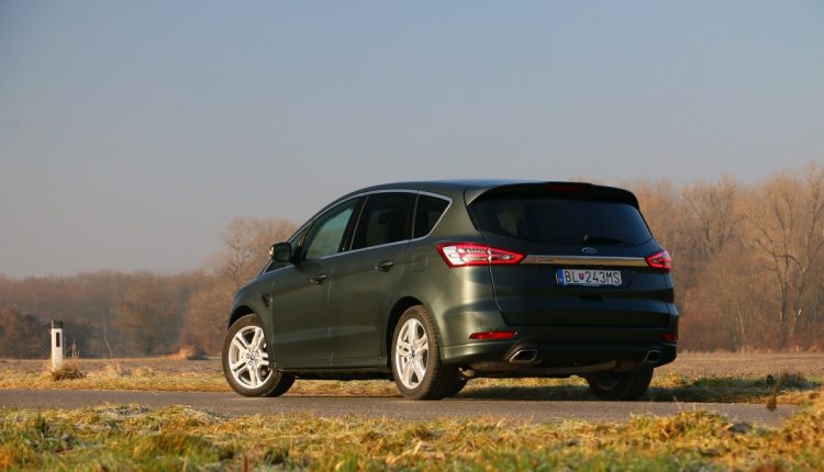 Ford S-Max 2,0 TDCI BiTurbo 028