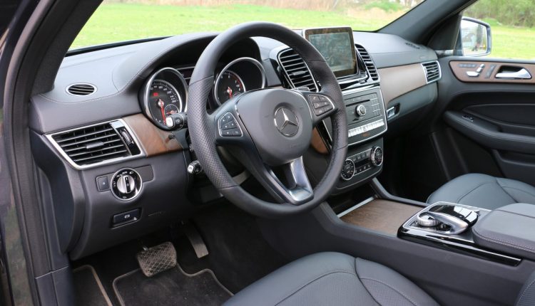 Mercedes-Benz GLE 500e 039
