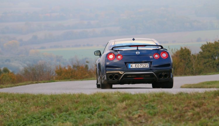 Nissan GT-R 061