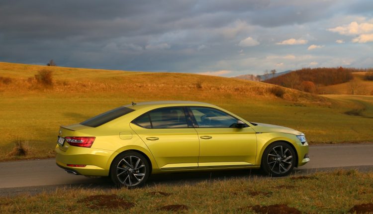 Skoda Superb SportLine 2,0TFSI 031