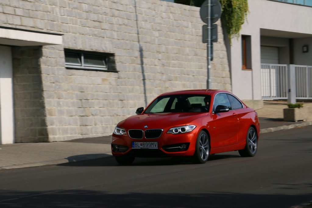 BMW 230i 003