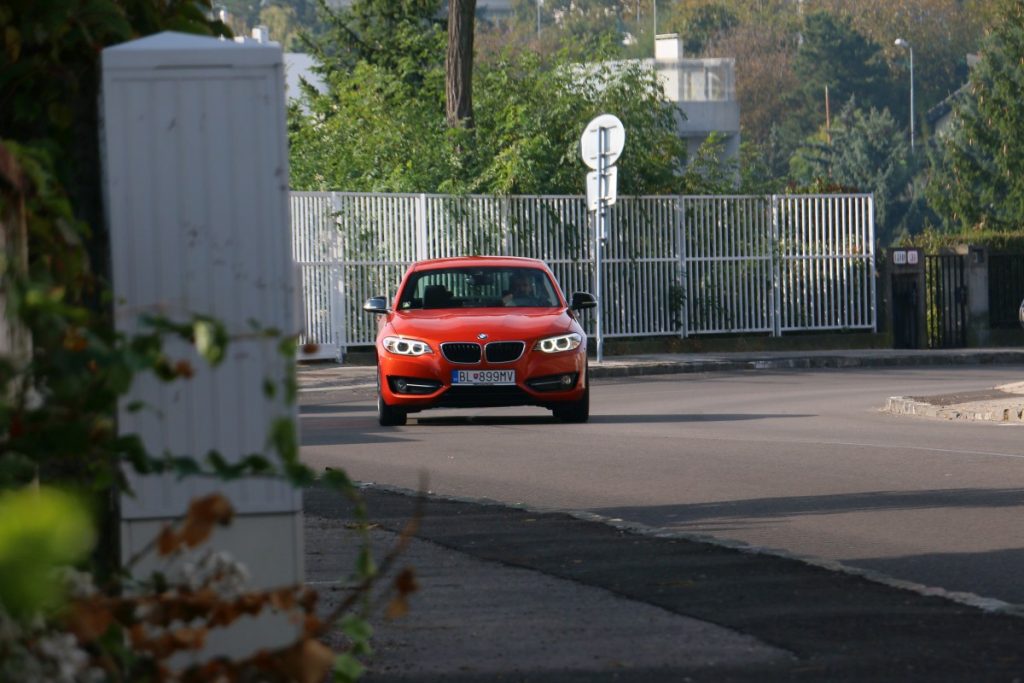 BMW 230i 004