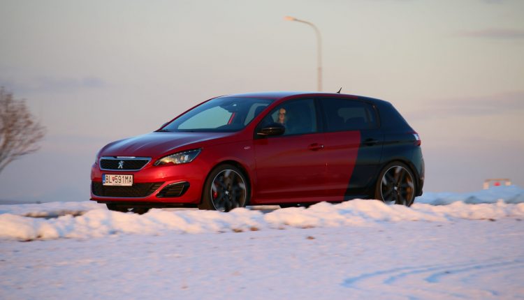 Peugeot 308 GTi biton 008