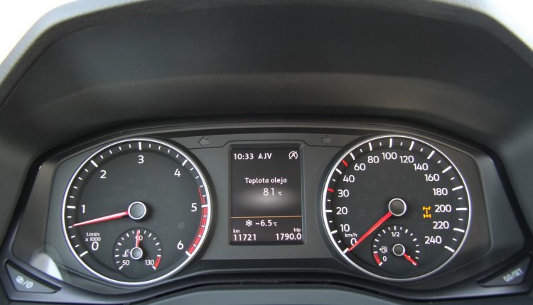 VOLKSWAGEN Amarok 3,0 TDI V6_00031