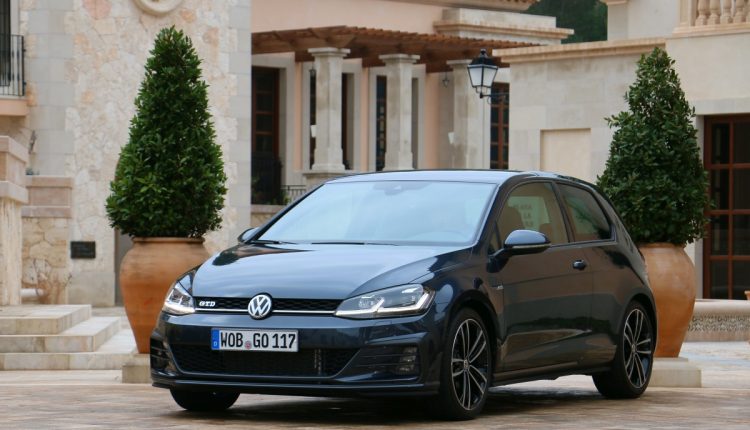 Volkswagen Golf facelift polygon 015