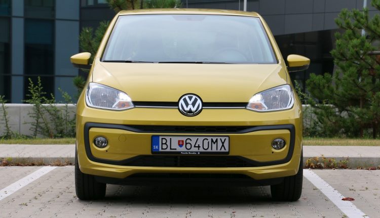 Volkswagen up! 1,0 MPI 011