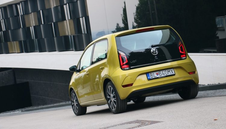 Volkswagen up! 1,0 MPI 017