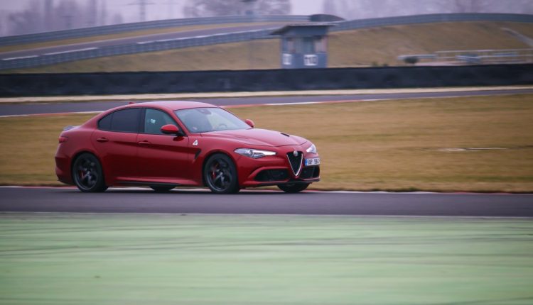 Alfa Romeo Giulia Quadrifoglio 002