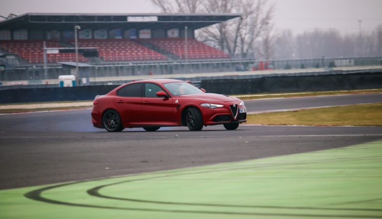 Alfa Romeo Giulia Quadrifoglio 008