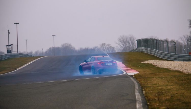 Alfa Romeo Giulia Quadrifoglio 014