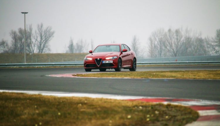 Alfa Romeo Giulia Quadrifoglio 016