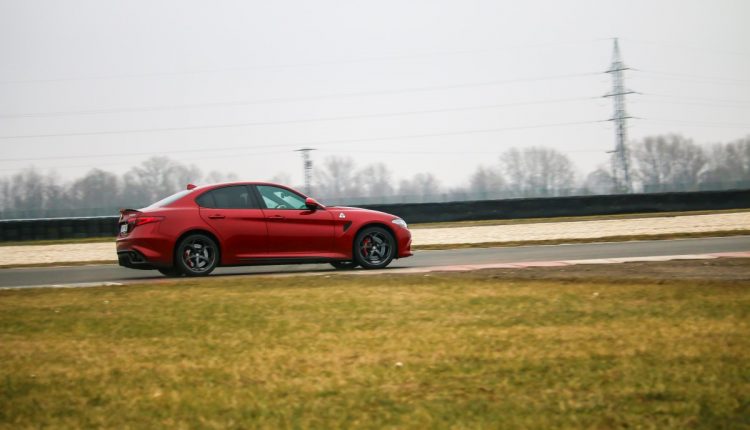 Alfa Romeo Giulia Quadrifoglio 023