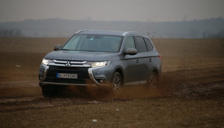 Mitsubishi Outlander 2,2 diesel S-AWC 068