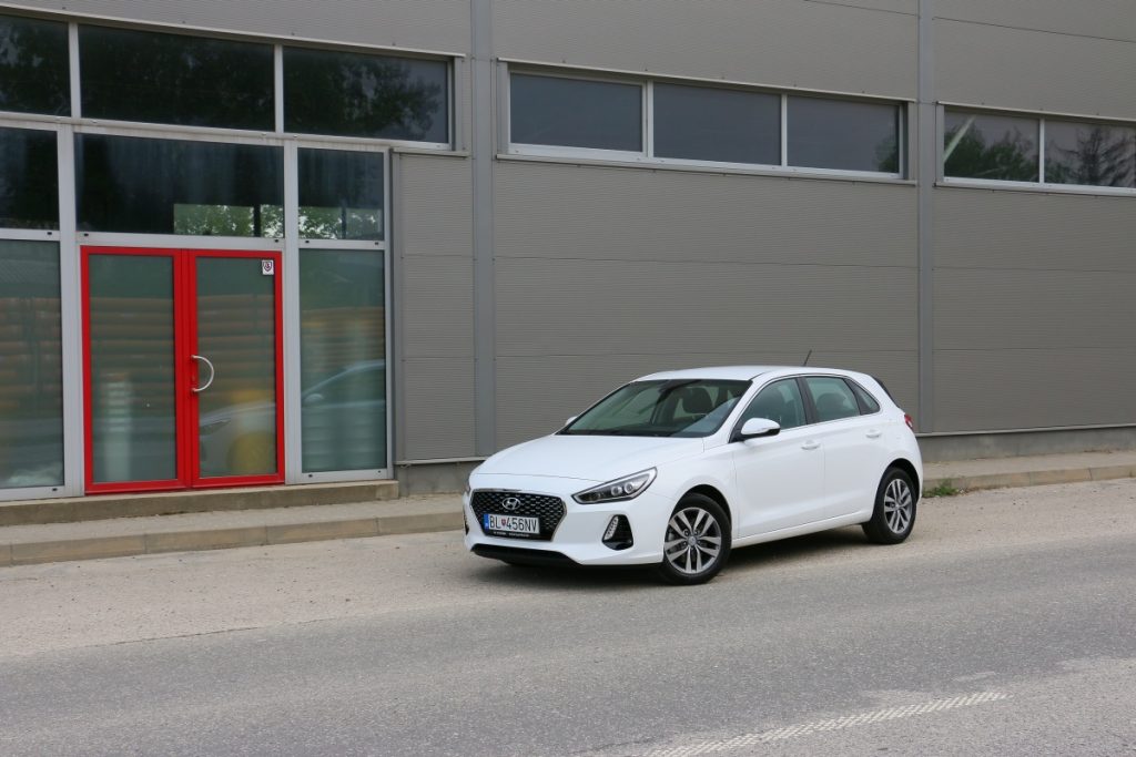 Hyundai i30 1,0 T-GDI 0002