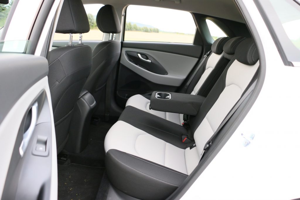 Hyundai i30 1,0 T-GDI 0033