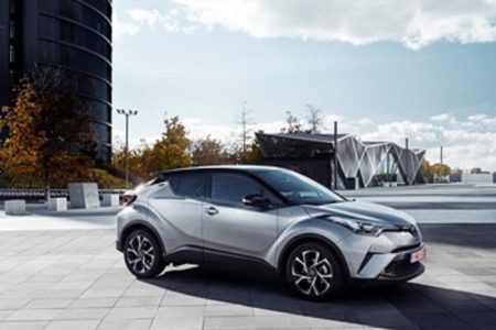 Test: Toyota C-HR hybrid – galéria