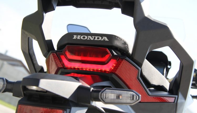 HONDA X-ADV 00015