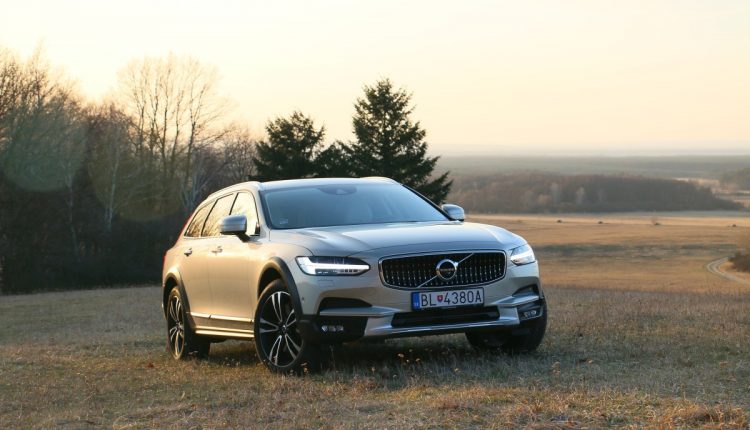 Volvo V90 Cross Country 0047