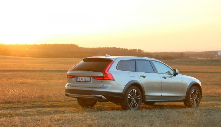 Volvo V90 Cross Country 0057