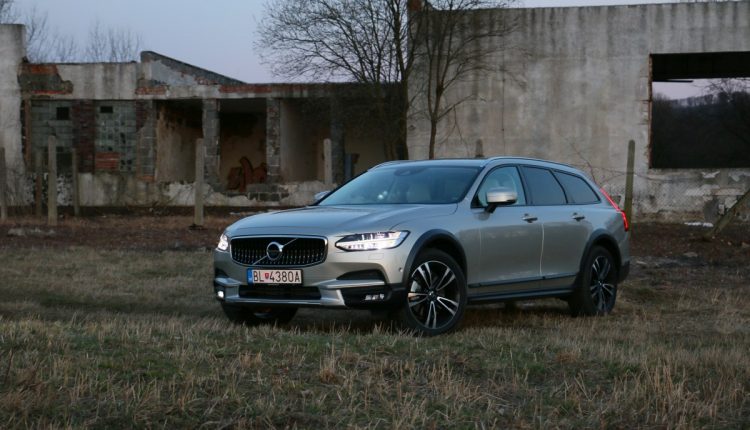 Volvo V90 Cross Country 0060