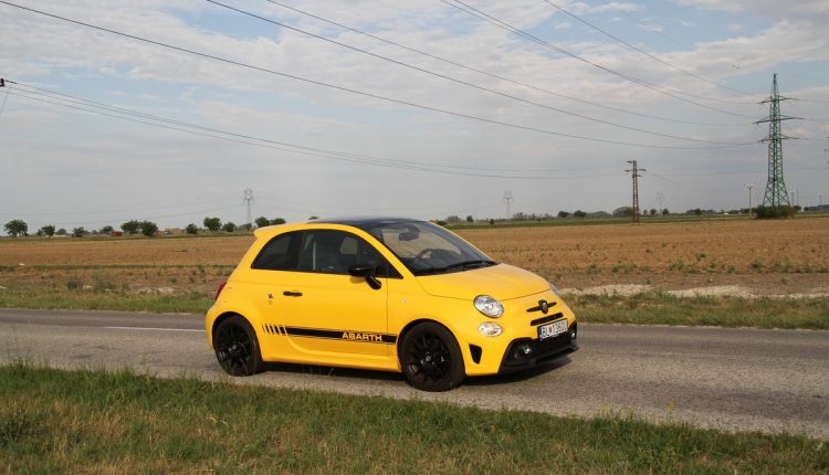 ABARTH 595 Competizione 00054