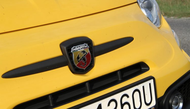 ABARTH 595 Competizione 00056