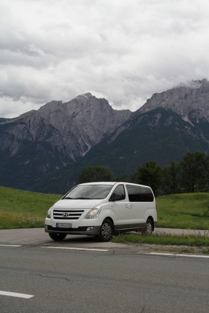 HYUNDAI H1 Tour 8m 2,5 CRDi 170 k 00002