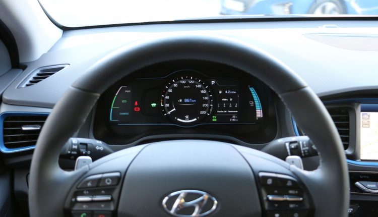 Hyundai Ioniq multitest 005