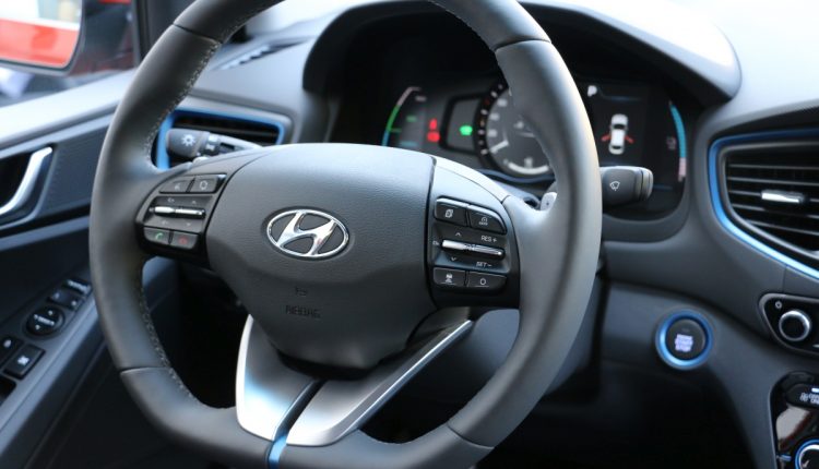 Hyundai Ioniq multitest 006