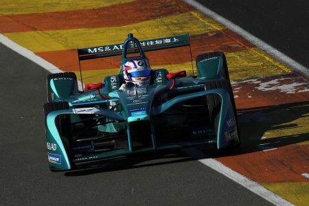 MS&AD Andretti a BMW testujú vo Valencii elektrické monoposty Formuly E