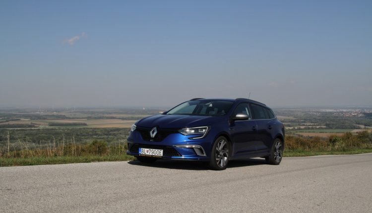 RENAULT Megane Grandtour Energy TCe 205 EDC GTIMG_1441