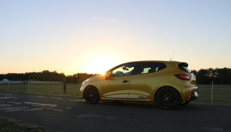 Renault Clio RS Trophy ph2 016
