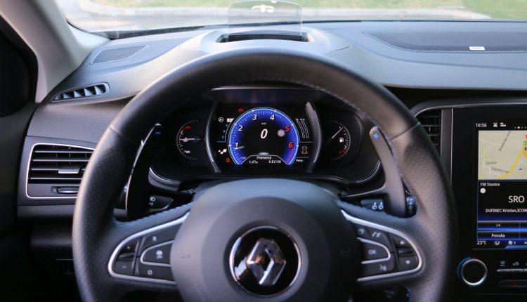 Renault Megane Grandtour GT dCi 025