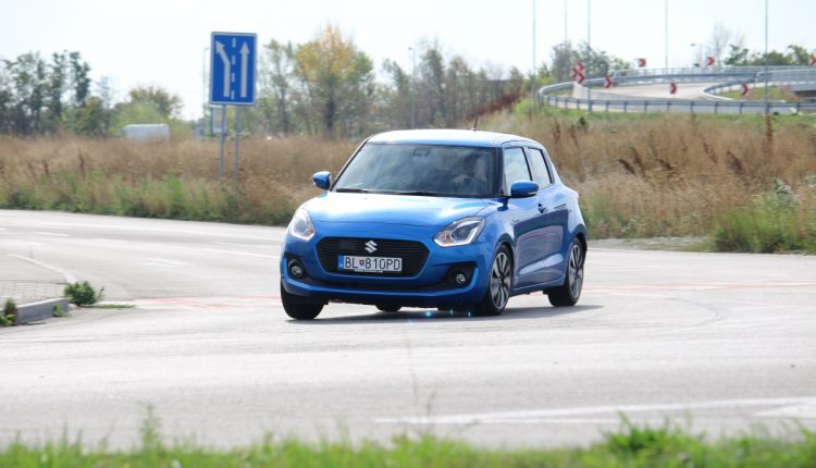 Suzuki Swift vs Skoda Fabia 008