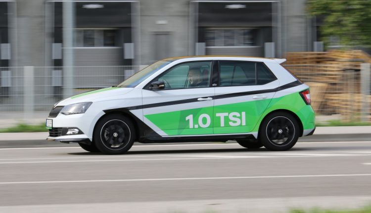 Suzuki Swift vs Skoda Fabia 068