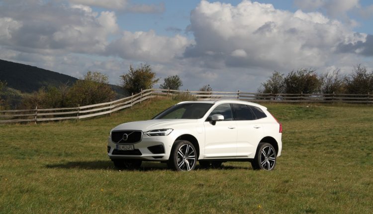 VOLVO XC60 T8 Twin Engine eAWD R-DesignIMG_1760