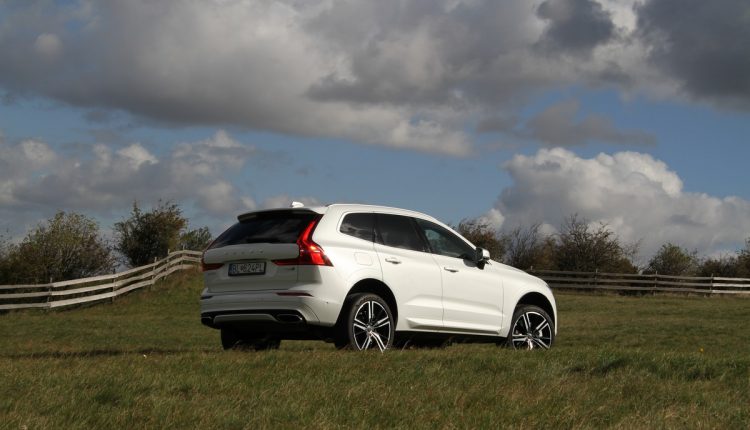 VOLVO XC60 T8 Twin Engine eAWD R-DesignIMG_1781